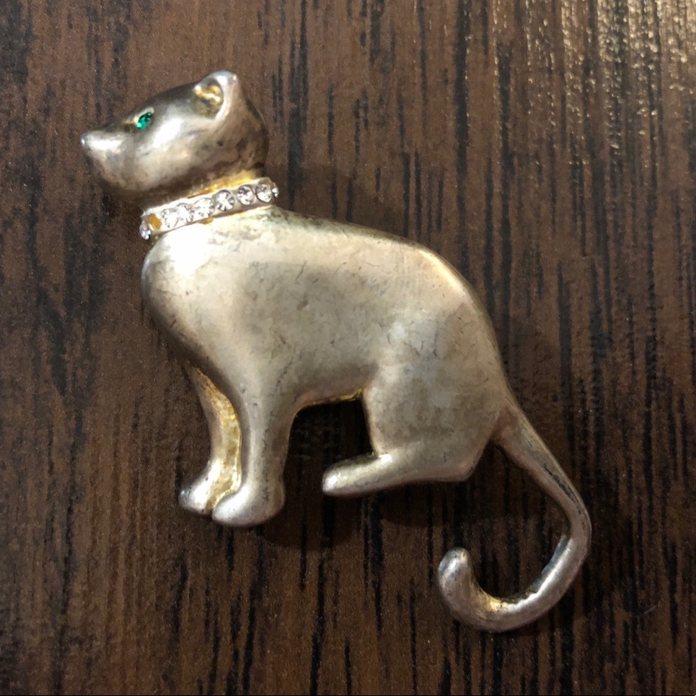 Cat Brooch
